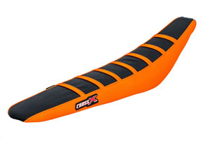 Housse de selle KTM SX -SXF 98-02 SX 125-250 01-02 EXC-XC 125-525 98-03 TOP BLACK- SIDE ORANGE-STRIPES ORANGE (M510-3BOO)